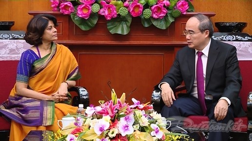 阮善仁会见联合国常驻越南协调员普拉蒂巴·梅塔