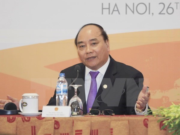 政府总理阮春福主持国际新闻发布会