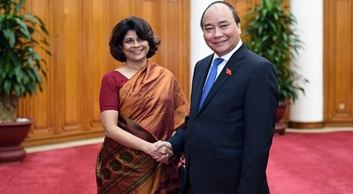 政府总理阮春福会见联合国常驻越南协调员普拉蒂巴•梅塔