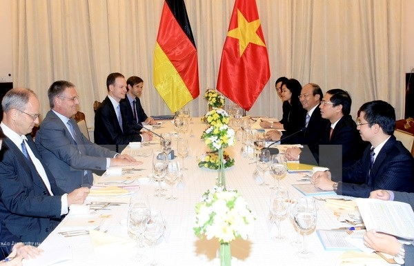 越德合作战略调控工作组第四次会议举行