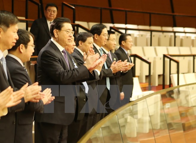 中国全国人大常委会委员会张德江旁听越南第十四届国会第二次会议