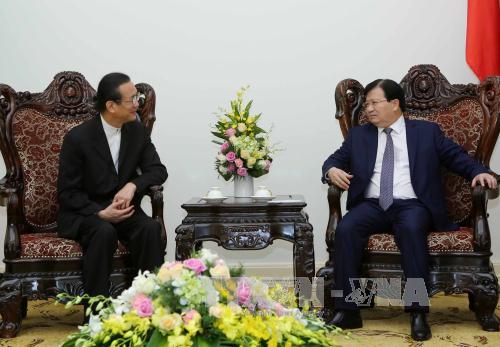 政府副总理郑廷勇会见泰国安美德集团董事长邱威功