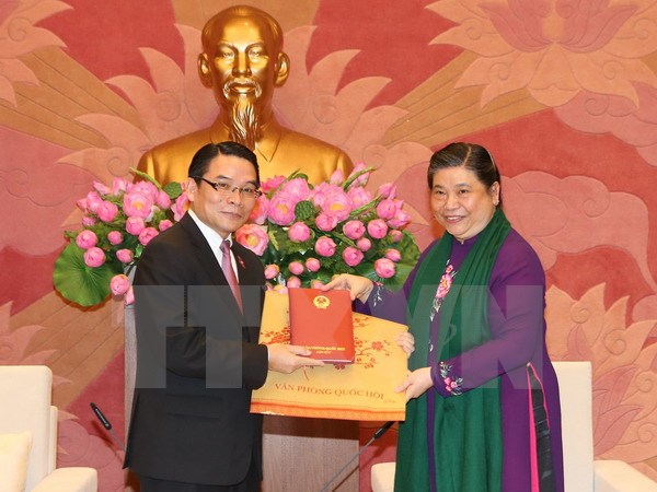 加大有关越老关系的宣传力度