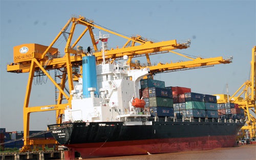 年初至12月15日越南贸易顺差达逾25亿美元