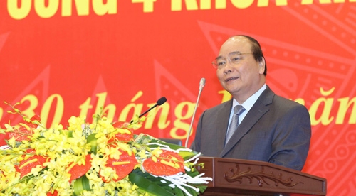 阮春福总理出席政府办公厅党部学习与贯彻越共十二届四中全会决议会议