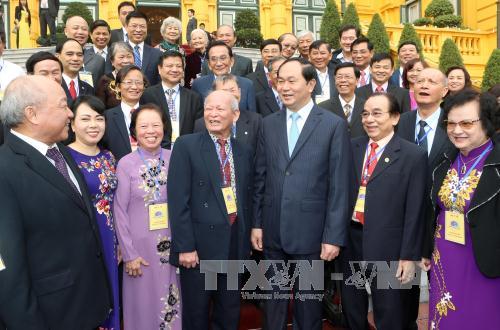 越南党、国家一向特别关心卫生部门建设