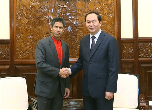 陈大光主席会见东帝汶驻越南大使和世行驻越首席代表