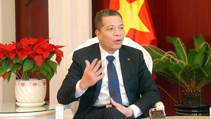 增进政治互信 推动越中关系强劲发展