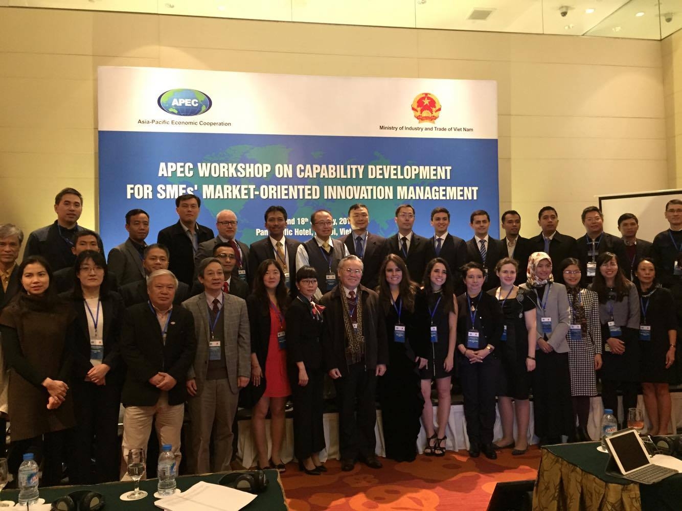 沿着市场定向提高中小型企业管理能力