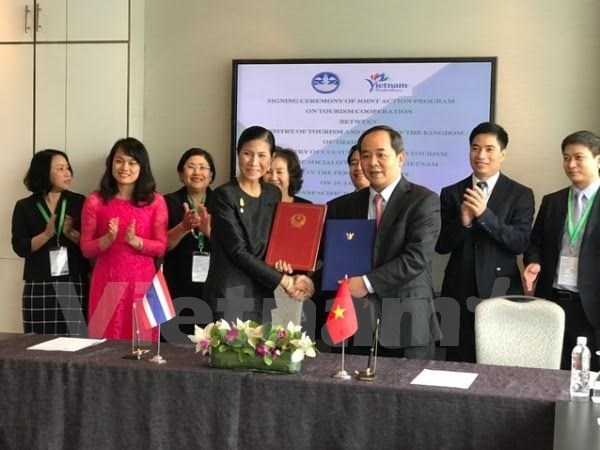 越南在东盟旅游论坛推广2017年老街-西北地区国家旅游年