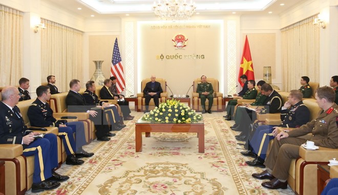 范玉明上将会见美国陆军军事学院代表团
