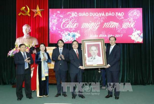 国家主席陈大光：教育部门集中培训高质量人力资源