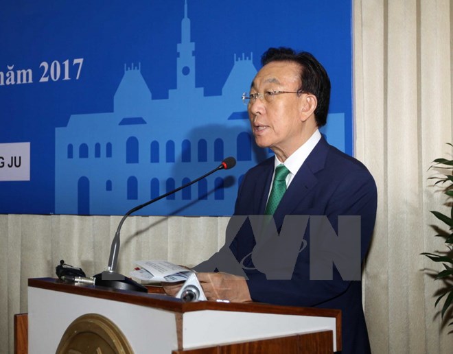胡志明市委书记丁罗升会见韩国庆尚北道领导