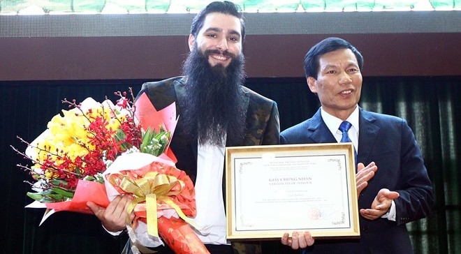 《金刚：骷髅岛》影片导演成为首位外籍越南旅游形象大使