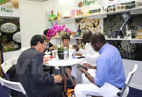 越南参加在马来西亚举行的国际清真食品展