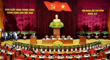 越共十二届五中全会第三天新闻公报