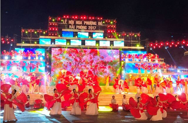 2017年凤凰花文化节开幕式在海防隆重举行