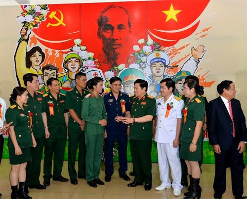 纪念胡志明主席诞辰127周年的多项活动举行