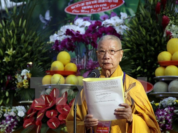 胡志明市举行佛历2561年佛诞大典