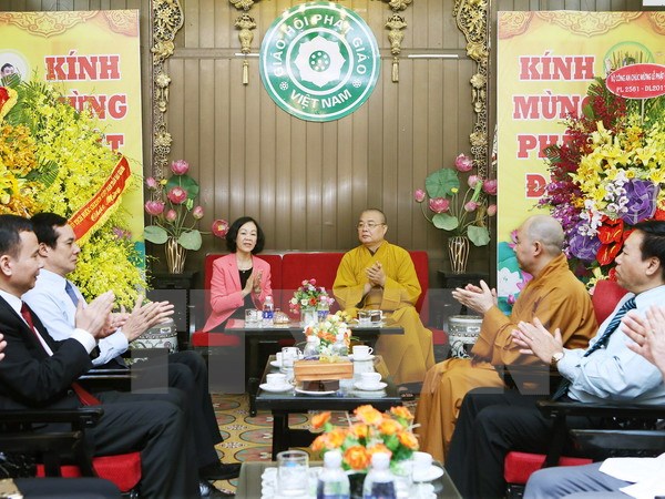 中央民运部部长向越南佛教僧伽会送去佛诞节祝贺