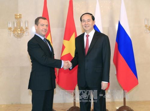 国家主席陈大光会见俄罗斯总理梅德韦杰夫