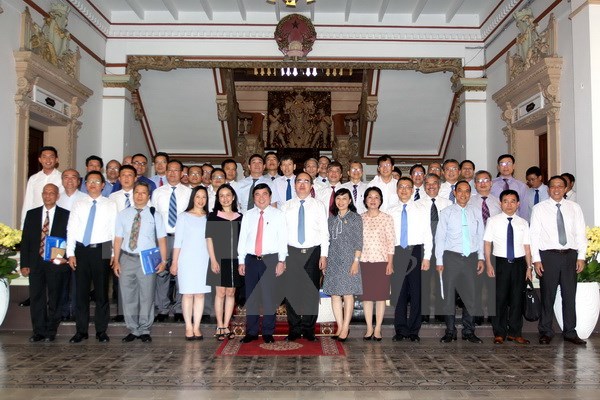 胡志明市加强与各国友好合作关系