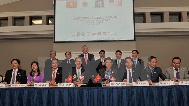 越南各地方领导代表团赴弗吉尼亚州寻找合作机会