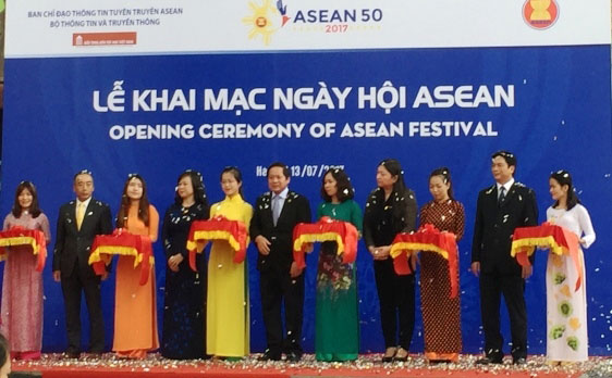 东盟文化节亮相河内