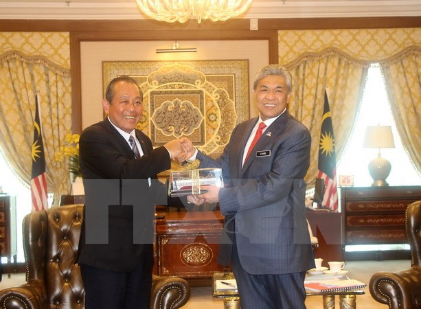 越南与马来西亚增强各领域合作关系