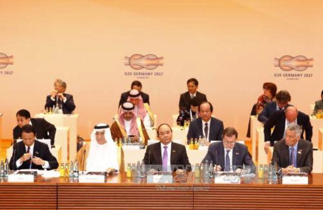 越南政府总理阮春福圆满结束正式访德和出席二十国集团领导人峰会之旅