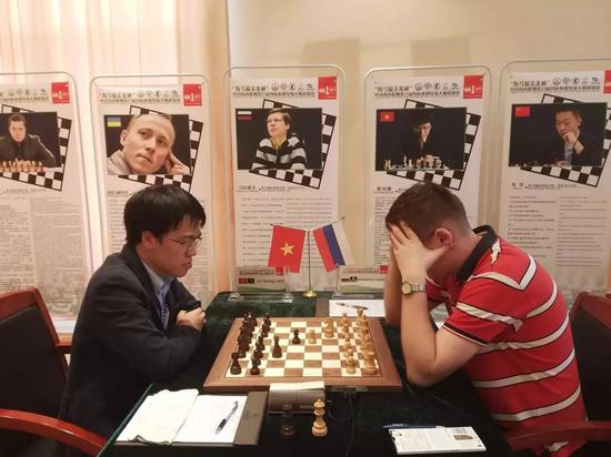 中国儋州国象超霸战第四轮：黎光廉升至第二位