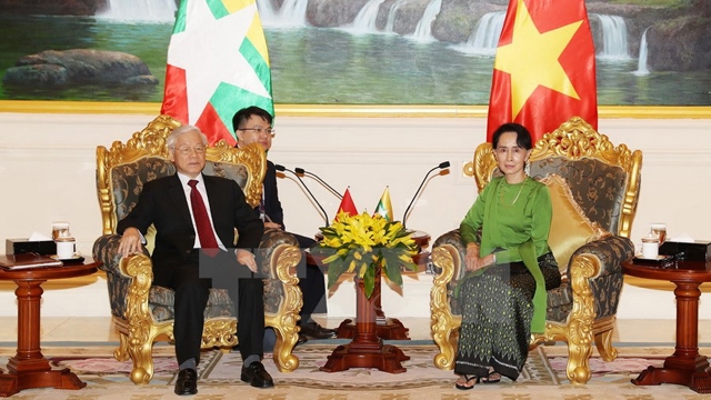 越共中央总书记阮富仲会见缅甸国家顾问昂山素季