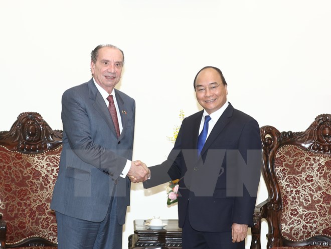 政府总理阮春福会见巴西外交部部长