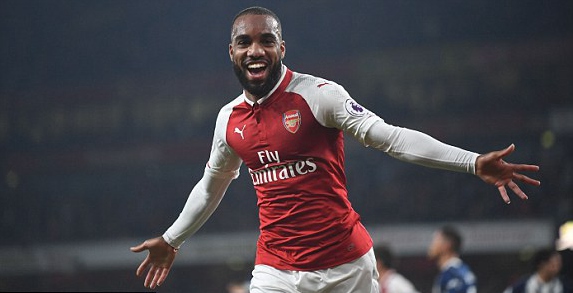 英超： 阿森纳2-0夺主场10连胜