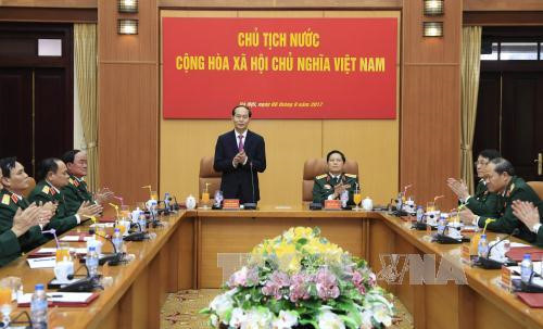 国家主席陈大光莅临国防部调研指导