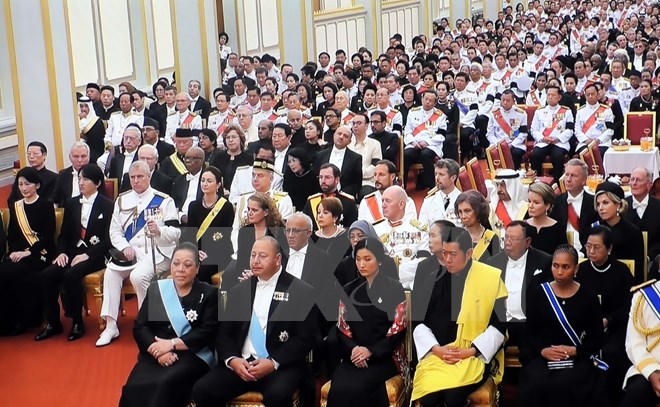 邓氏玉盛出席泰国已故国王拉玛九世普密蓬•阿杜德的火化仪式