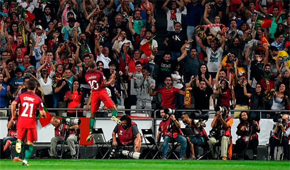 世预赛： 葡萄牙2-0瑞士 9连胜头名出线