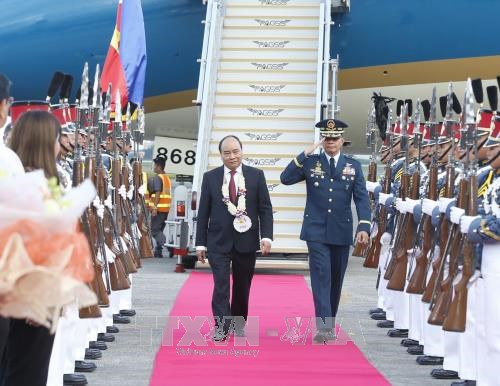 政府总理阮春福赴菲律宾出席第31届东盟峰会