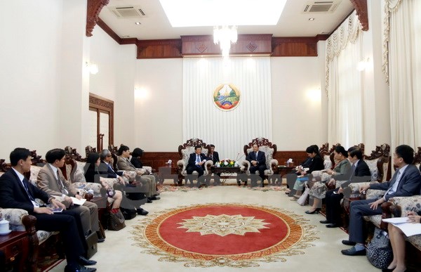 老挝领导高度评价两国内务部的合作