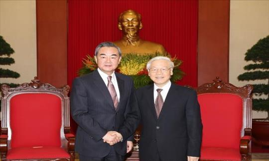 越共中央总书记阮富仲会见中国外交部长王毅