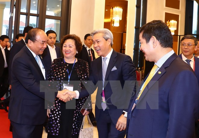 政府总理阮春福会见亚太地区投资商