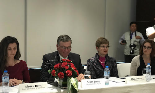 美国高级贸易代表团赴越寻找贸易合作伙伴