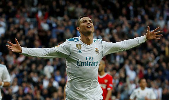 西甲-C罗梅开二度 皇马5-0塞维利亚暂距巴萨5分