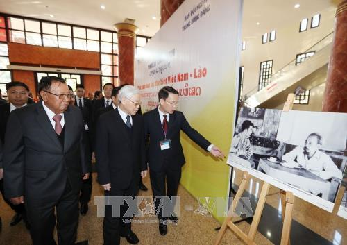 悉心维护越老特殊关系