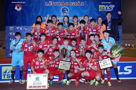 2017年国家女足球锦标赛：胡志明市一号队成功卫冕