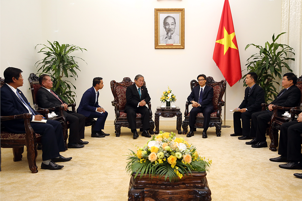 政府副总理武德儋会见柬埔寨信息部部长