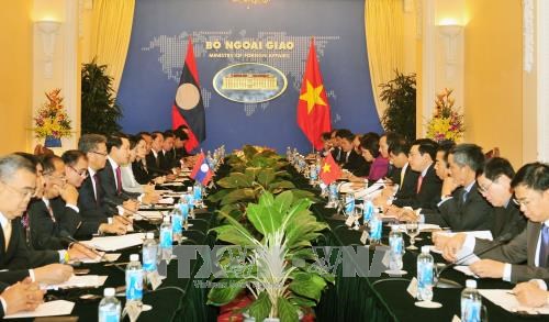 第四次越老外交部长级磋商会议在河内市举行