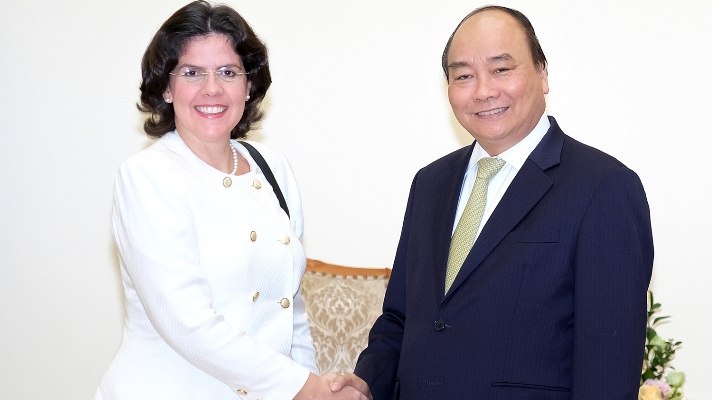 政府总理阮春福会见古巴新任驻越南大使