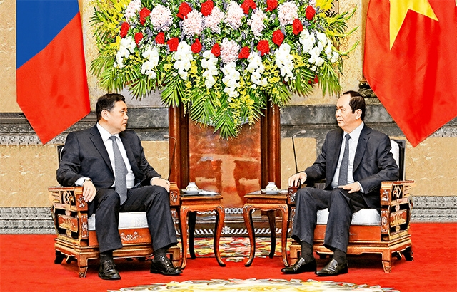 国家主席陈大光会见蒙古国国家大呼拉尔主席