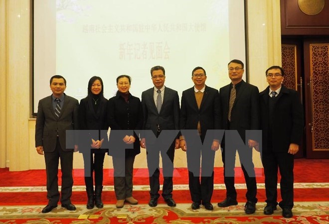 越南驻中国大使邓明魁与中国媒体会晤